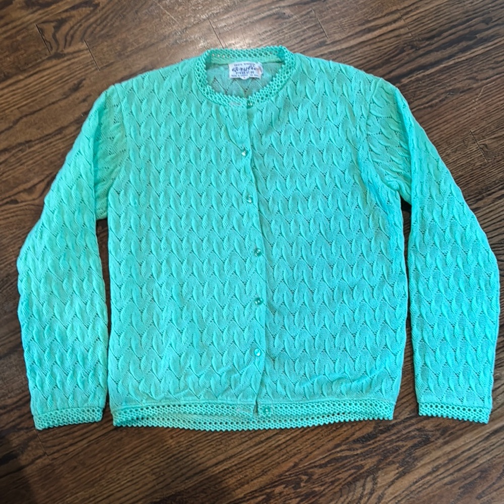 Vintage Feminine Mint Green Women's Sweater